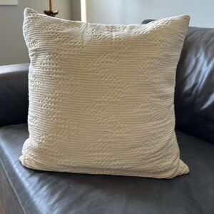 Anthropologie | Accent pillow (18x18)
